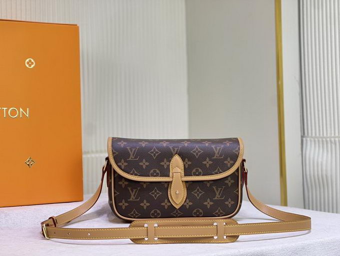 Louis Vuitton 2024 Diane Bag ID:20241115-41